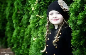 Black Cotton Hat with Sequins Gold Rose