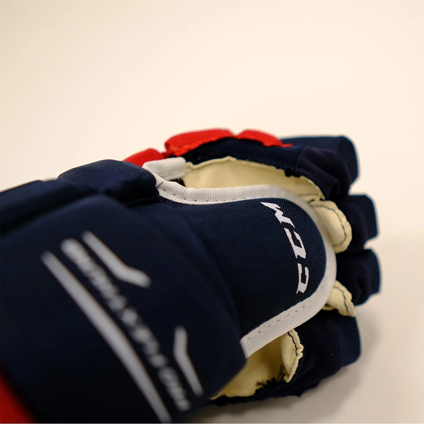 CCM Tacks 4R Pro Team Senior Hockey Gloves