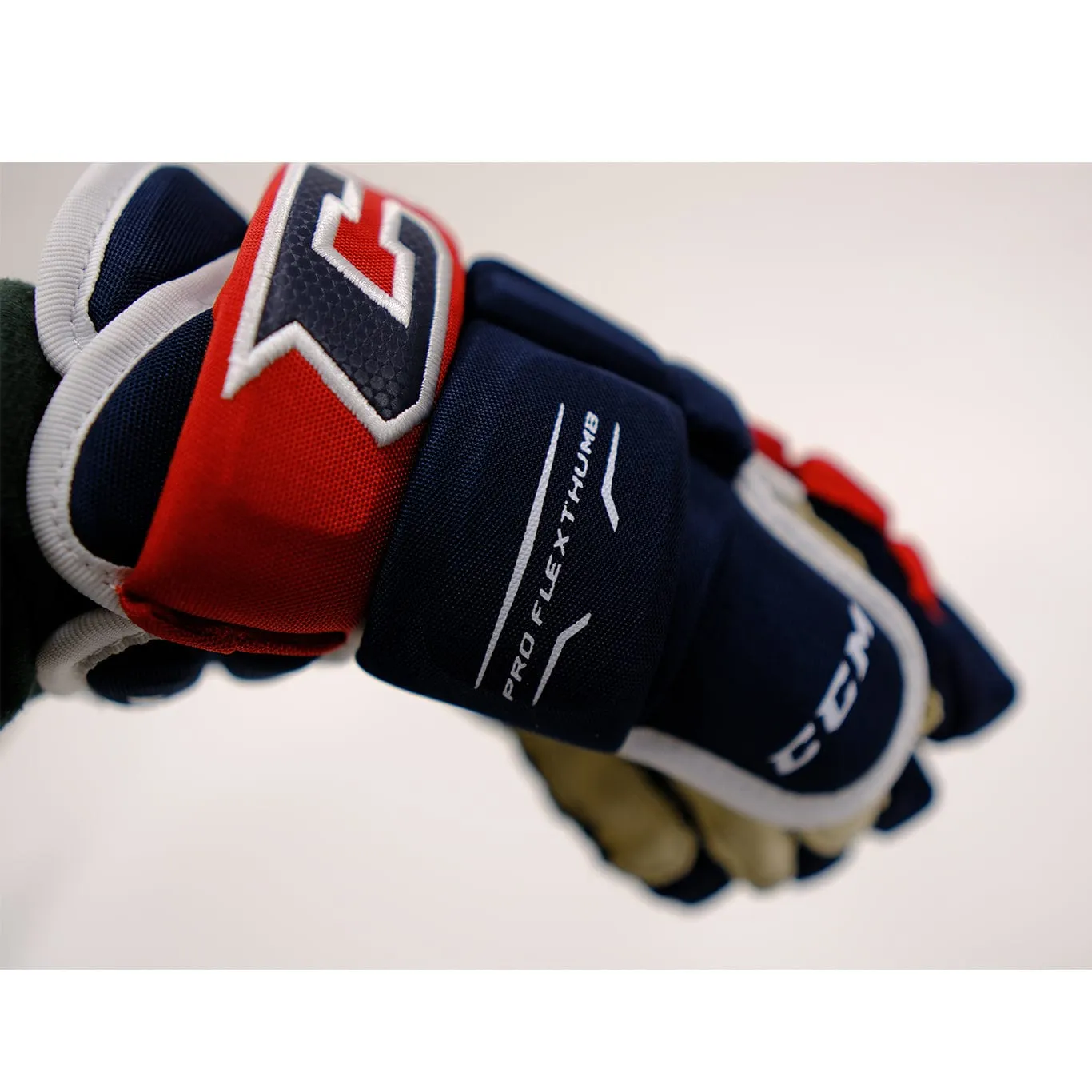 CCM Tacks 4R Pro Team Senior Hockey Gloves
