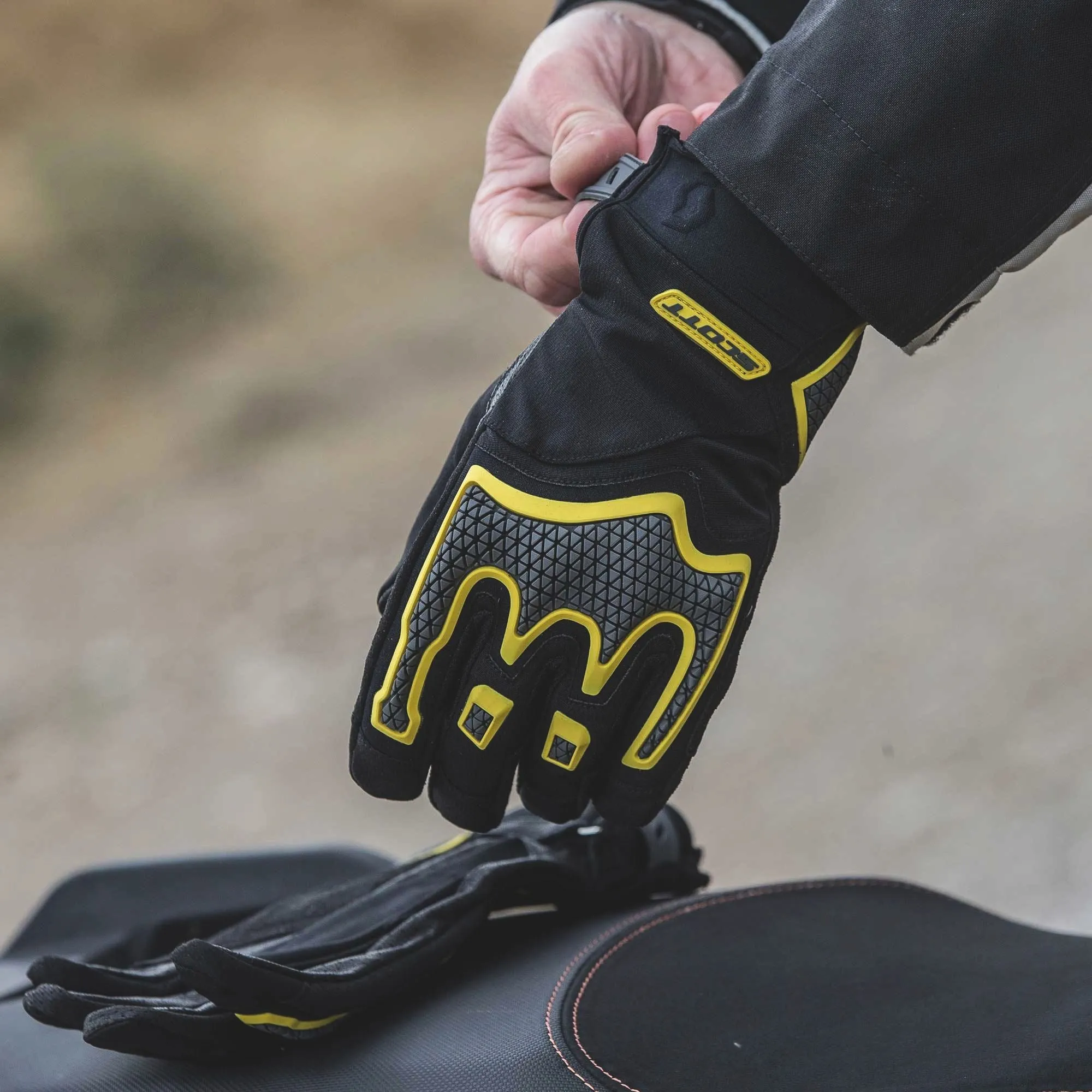 Dualraid Gloves