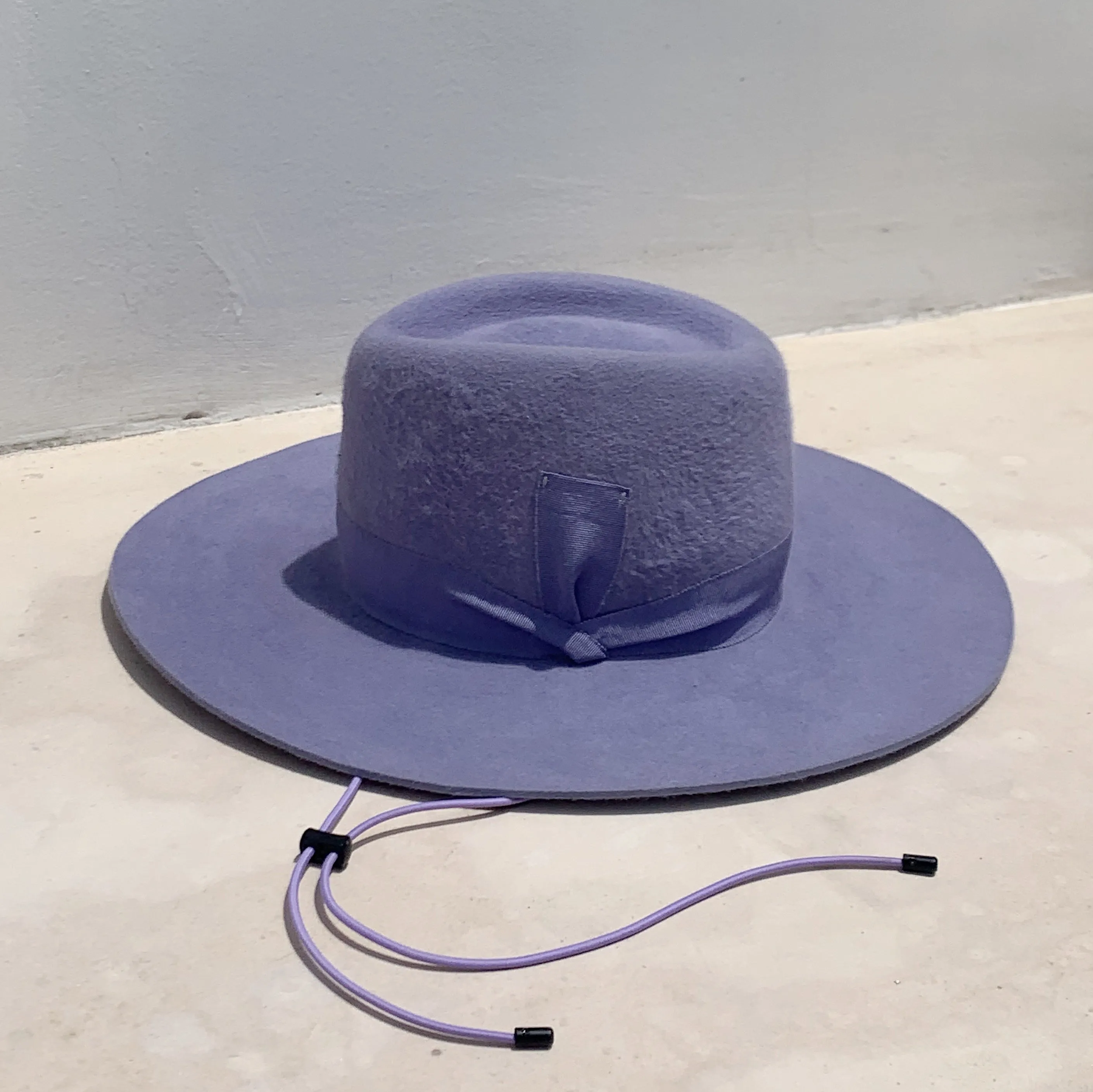 Le Grand Chapelier deluxe