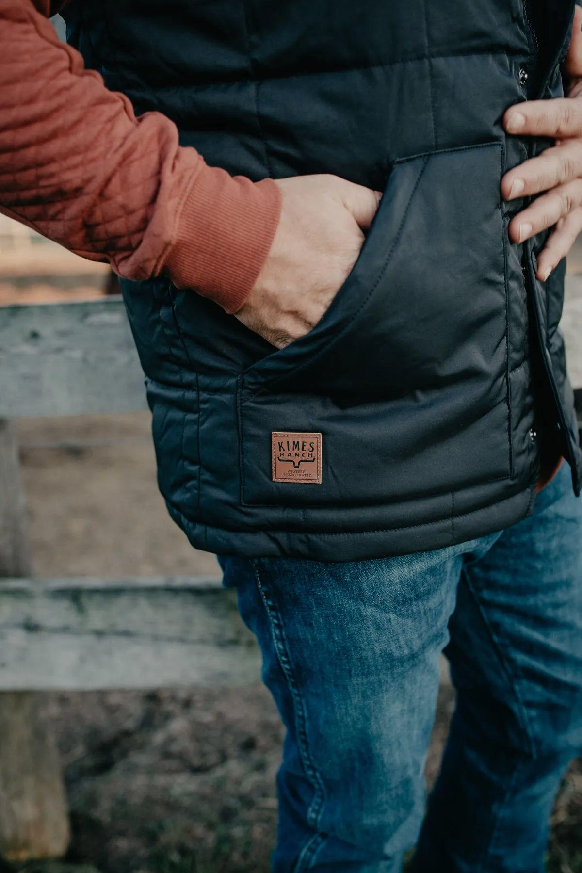 'Muir Trail' Men's Black Quilted Vest with Sherpa Lining by Kimes Ranch (M-XXL)