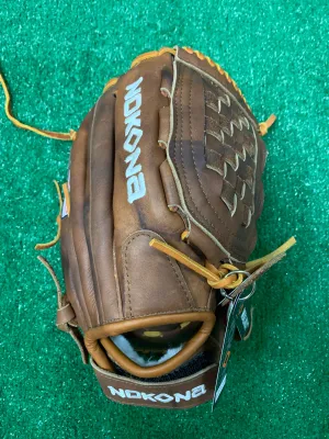 Nokona Walnut™ 12.5" Fastpitch Glove