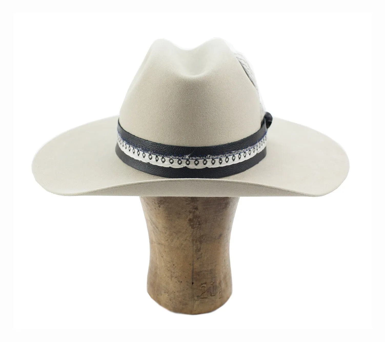 "cowboy mob"  7 1/8 