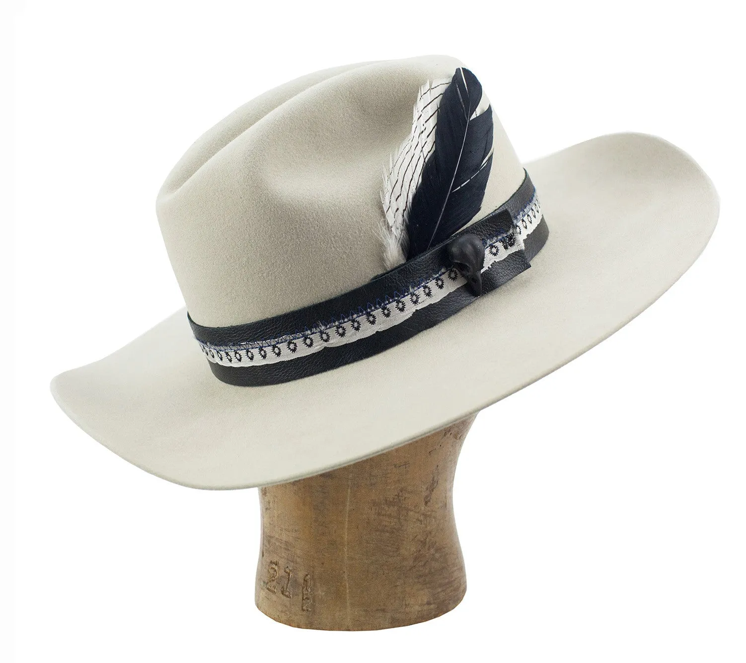 "cowboy mob"  7 1/8 