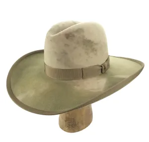 "golden saloon"  7 1/4-