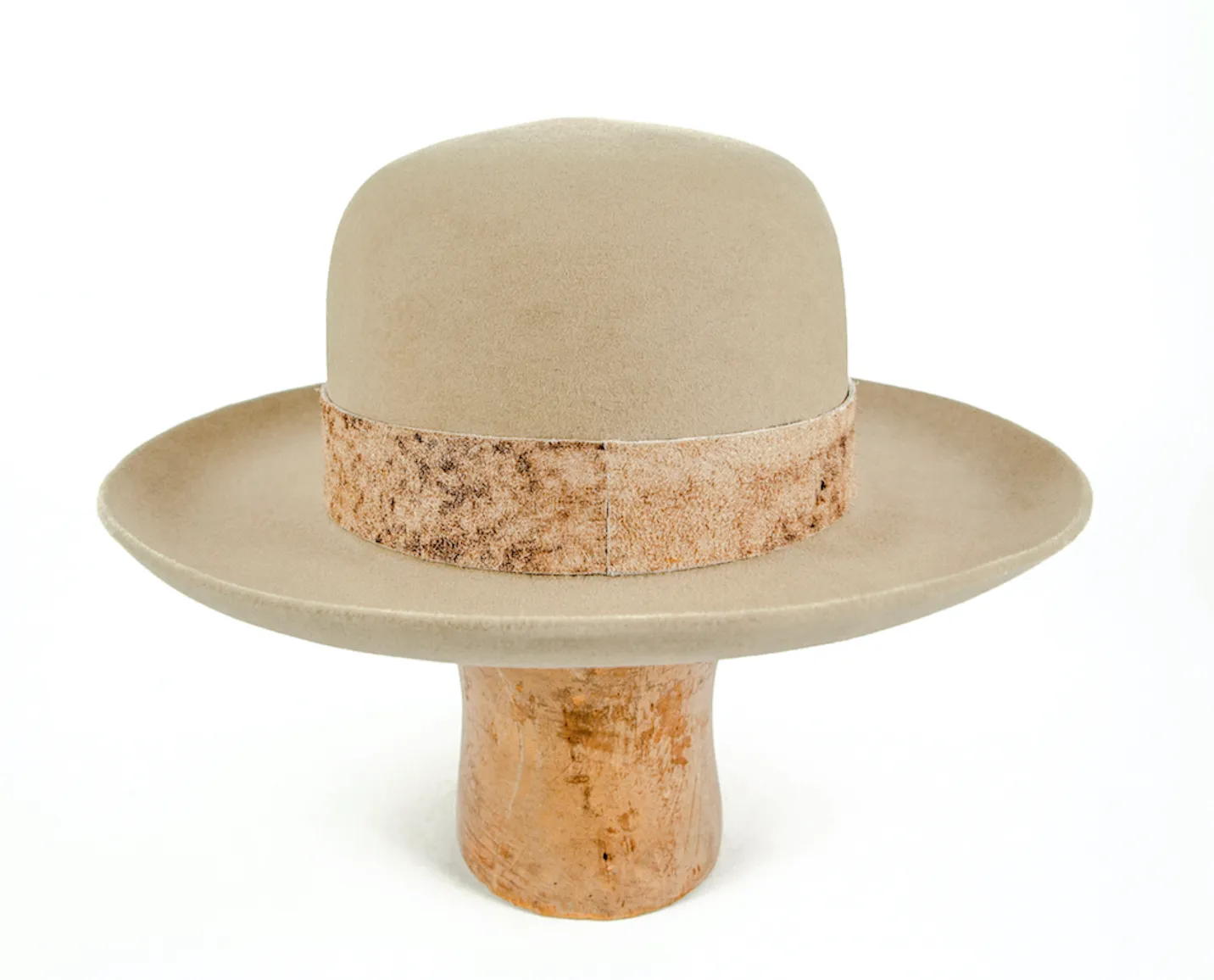 "rawhide"  7 1/2