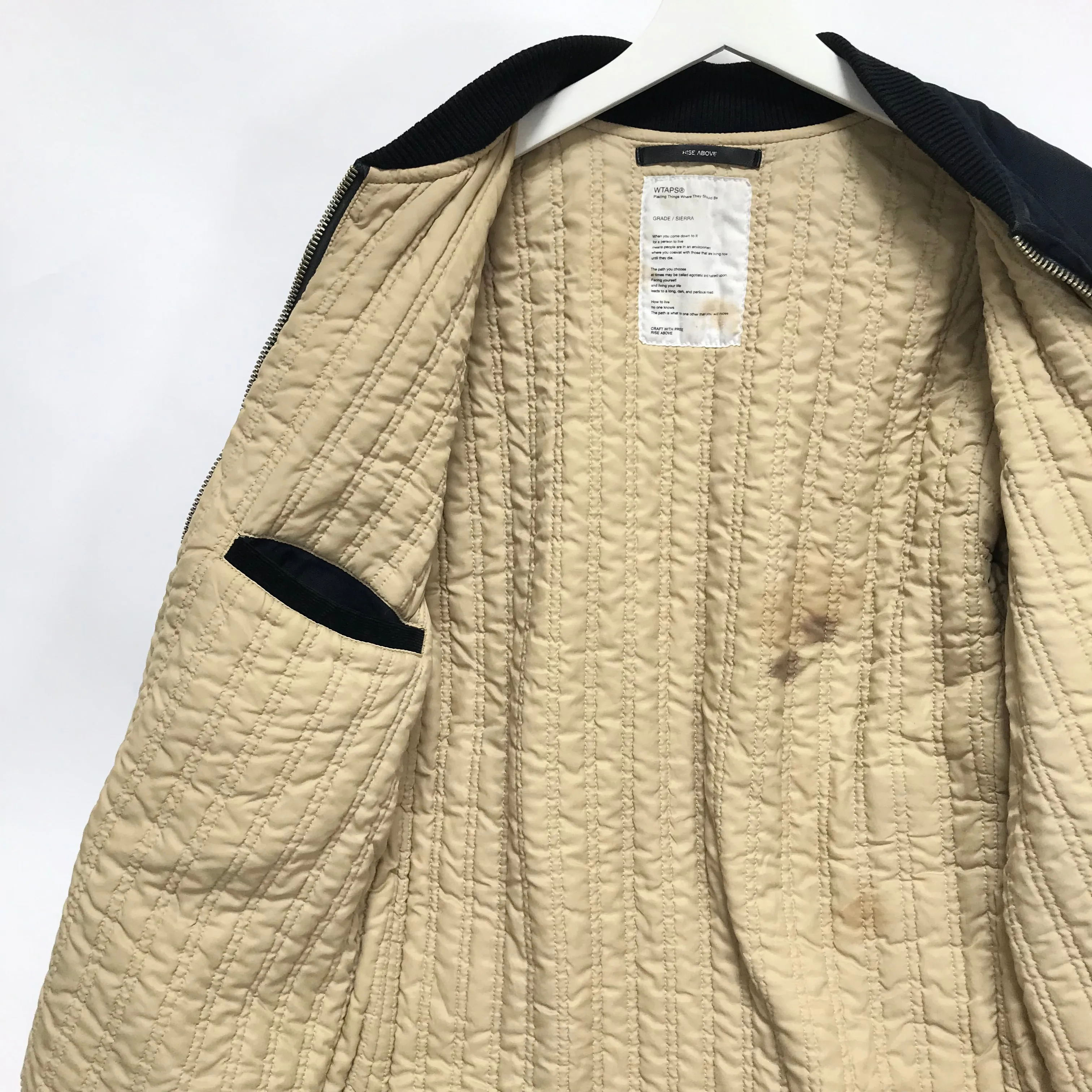 [S] WTaps Dazed and Confused Dept Hunting Jacket Navy