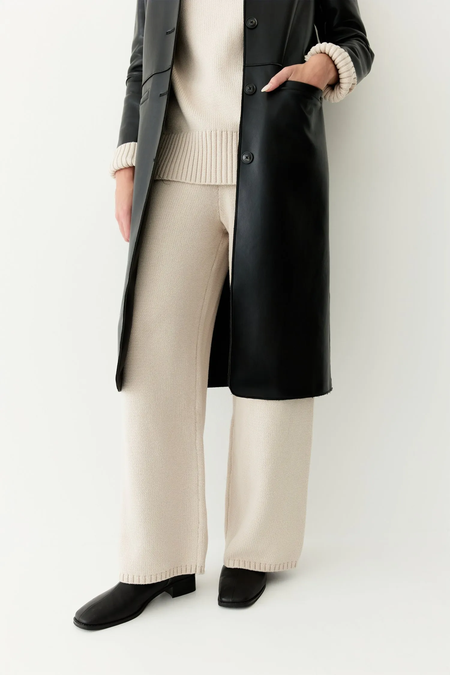 The Dextra Coat