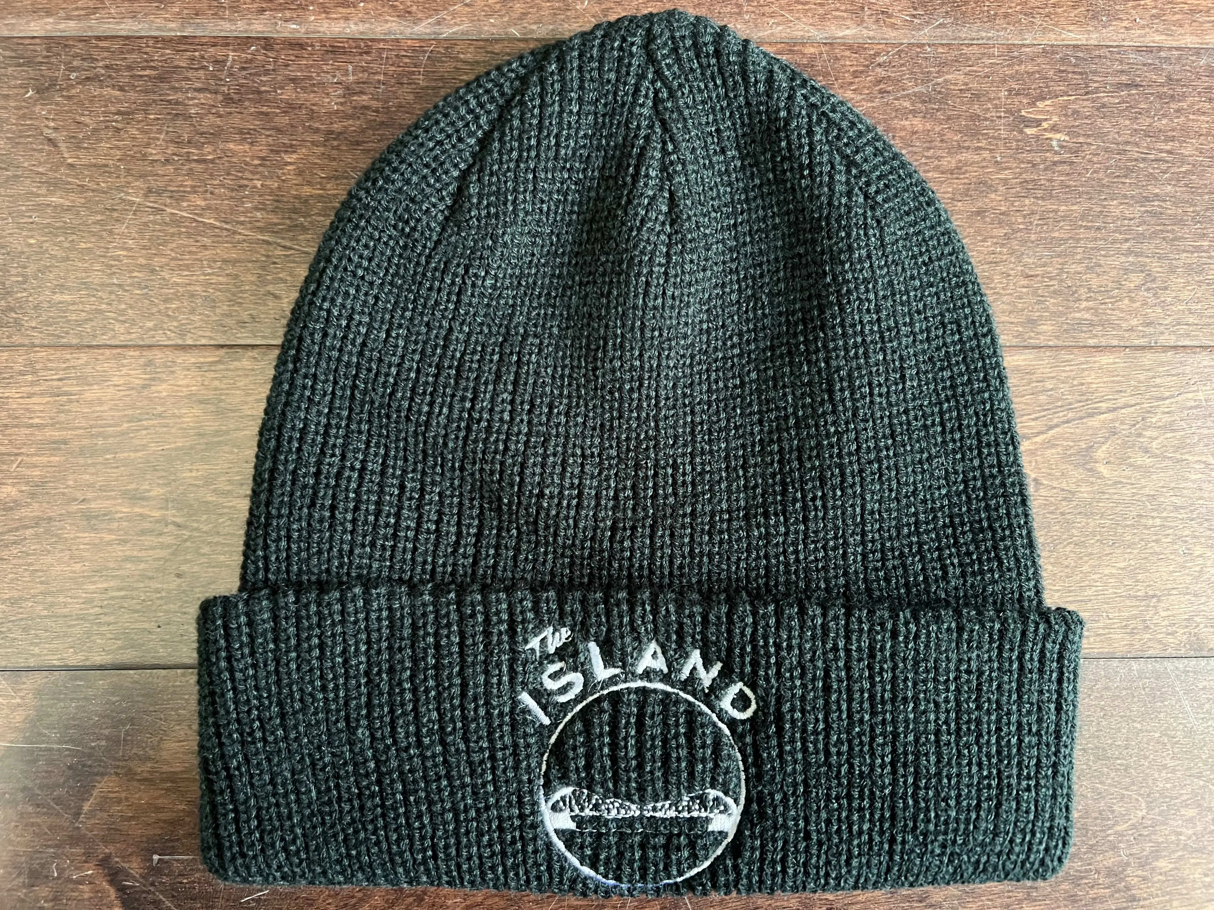 THE ISLAND CHUNKY KNIT BEANIE