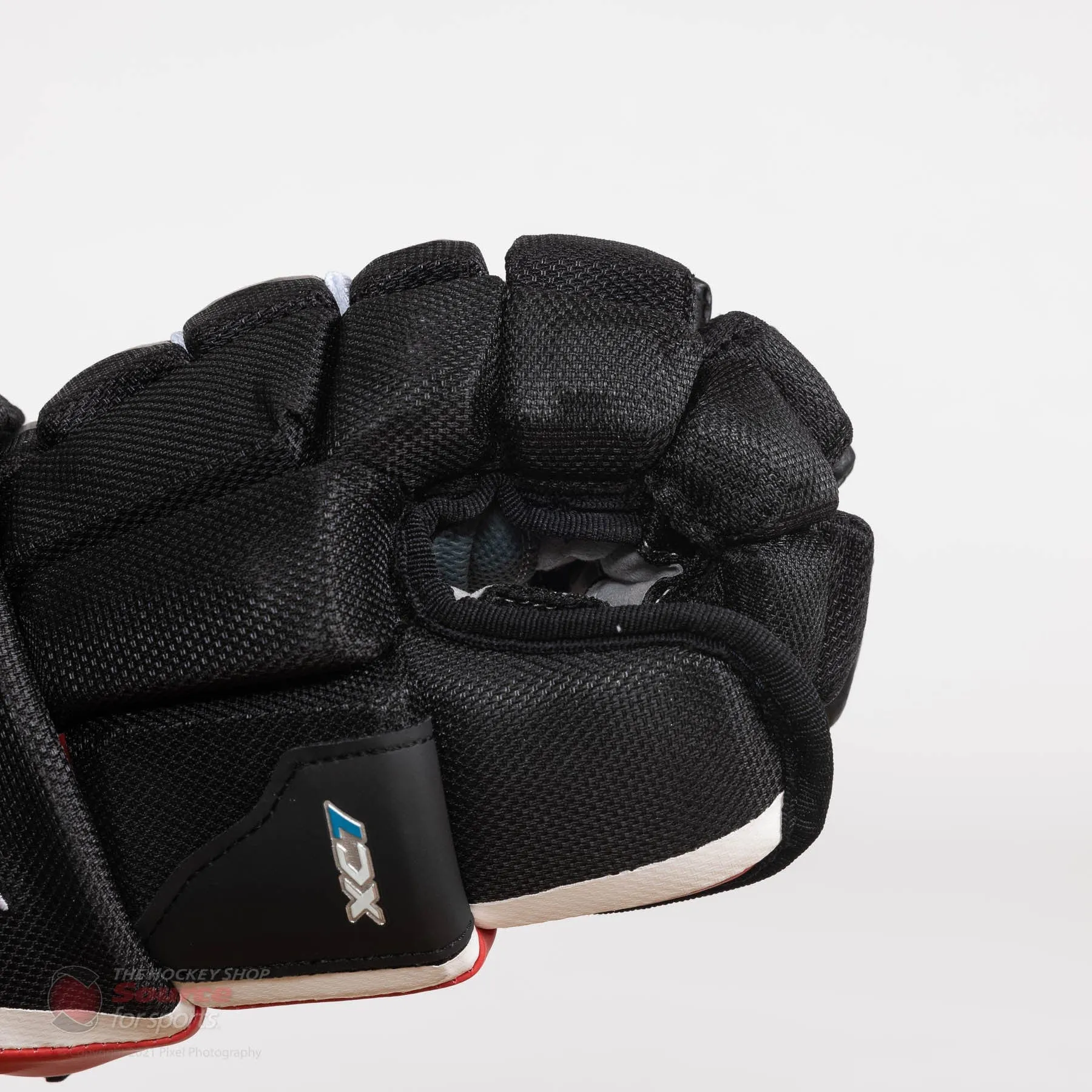 TRUE XC7 Junior Hockey Gloves