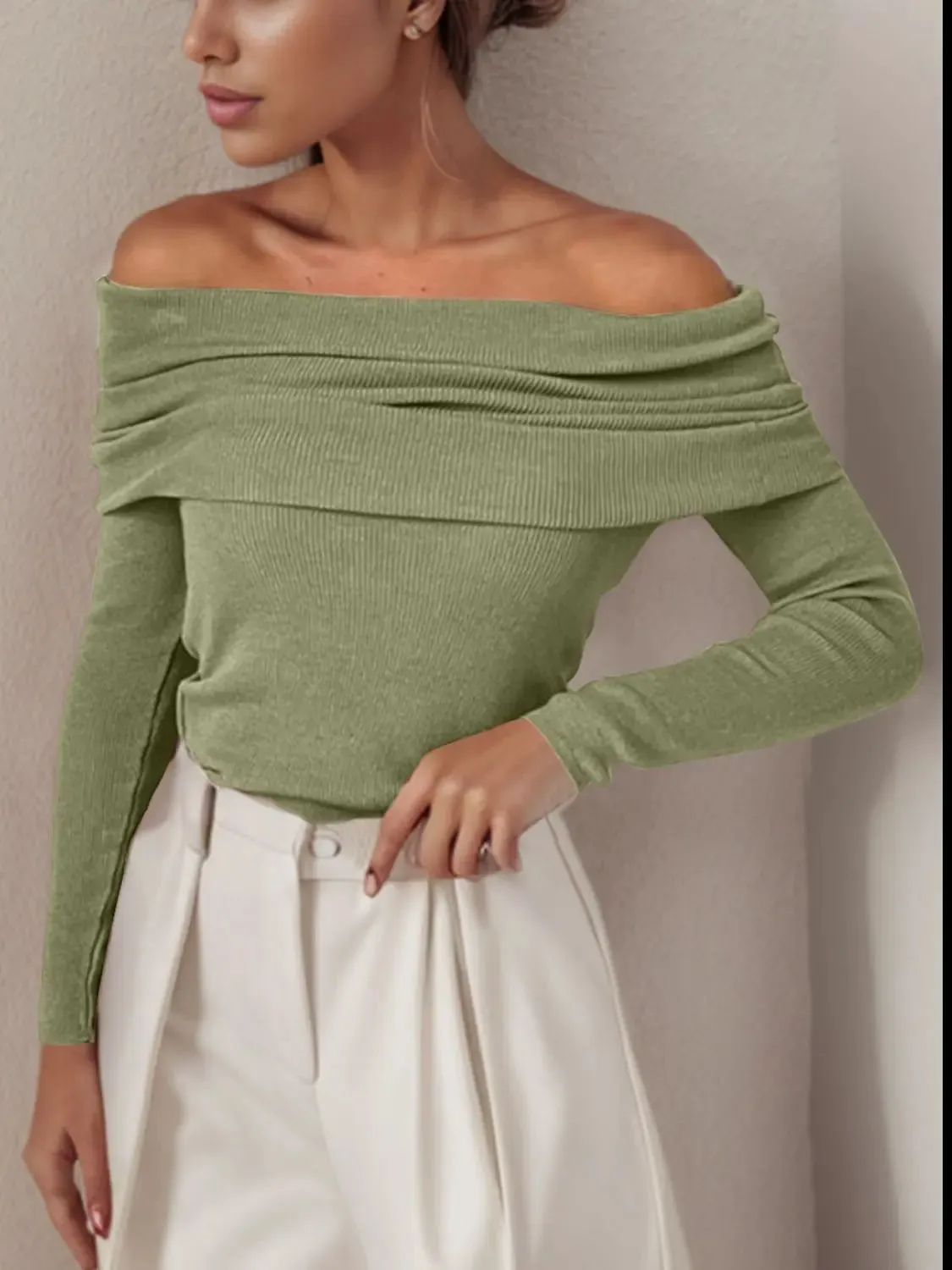 'Viatrix' Wool Knit Off-Shoulder Sweater